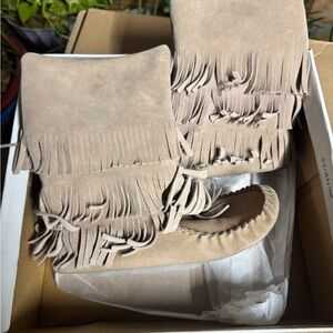 Fringe Suede Boots in Tan